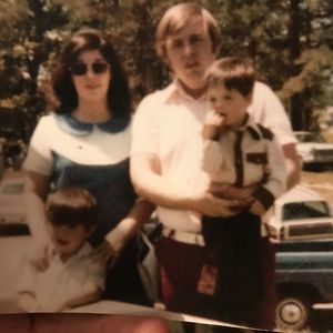 Meet your Posher, Thomas